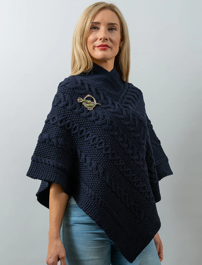 Aran Cable & Moss Poncho - Image 10