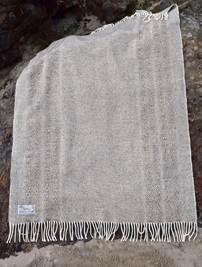 Donegal Tweed Undulating Twill Throw - Image 4