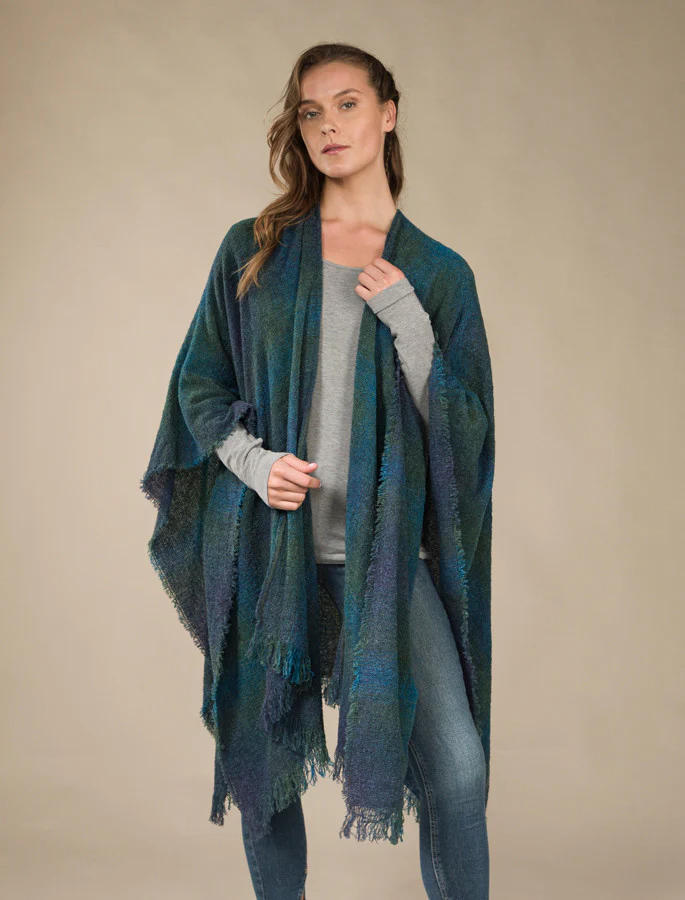 Lambswool Celtic Ruana Wrap - Image 6