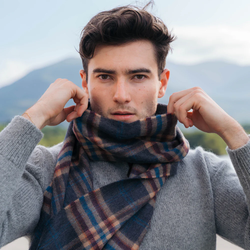 Men's Fine Merino Plaid Scarf - Image 11