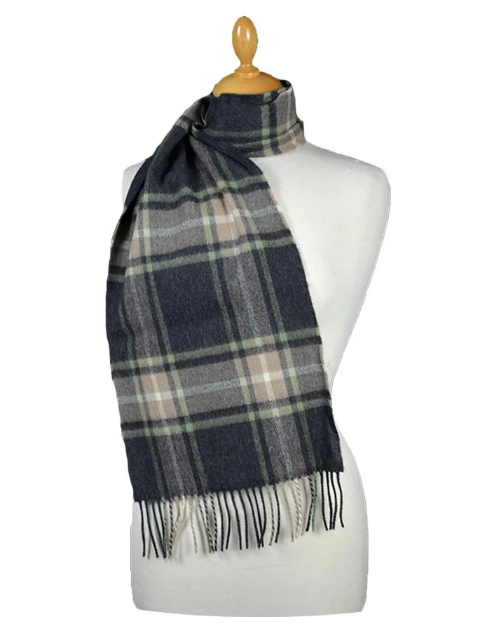 Men's Fine Merino Plaid Scarf - Image 24