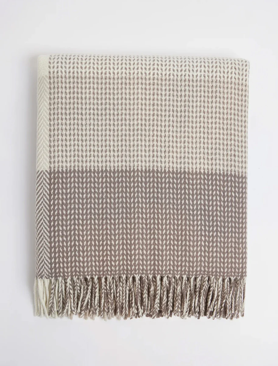Wool and Cashmere Throw - Image 14